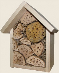 Bild Wildbienenhotel Bild Wildbienenhotel